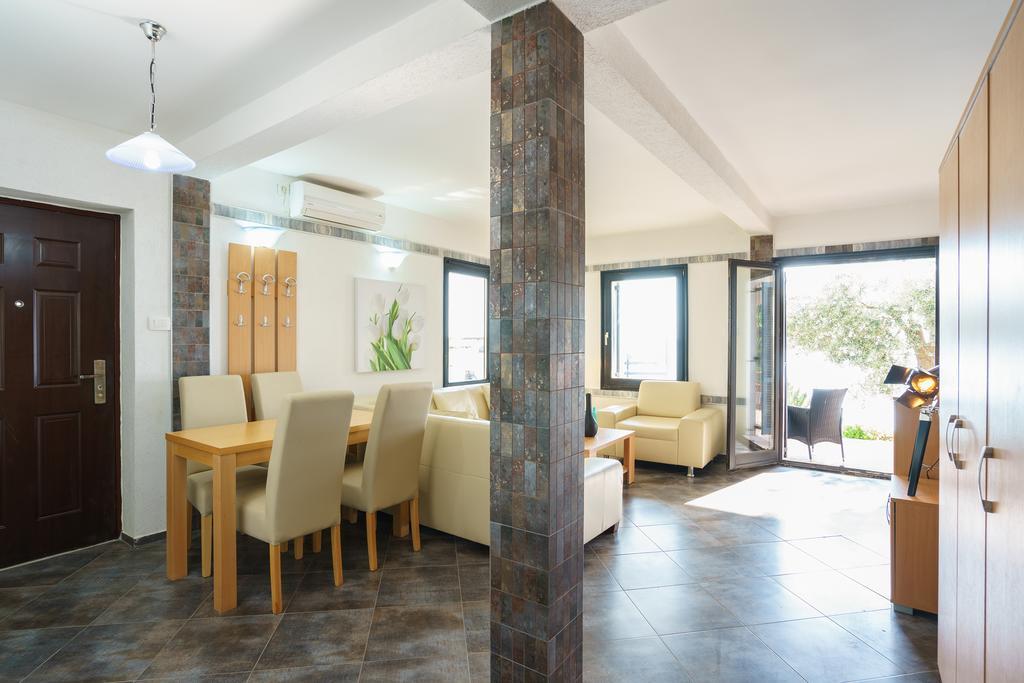 Apartments Zezelj Свети-Стефан Экстерьер фото