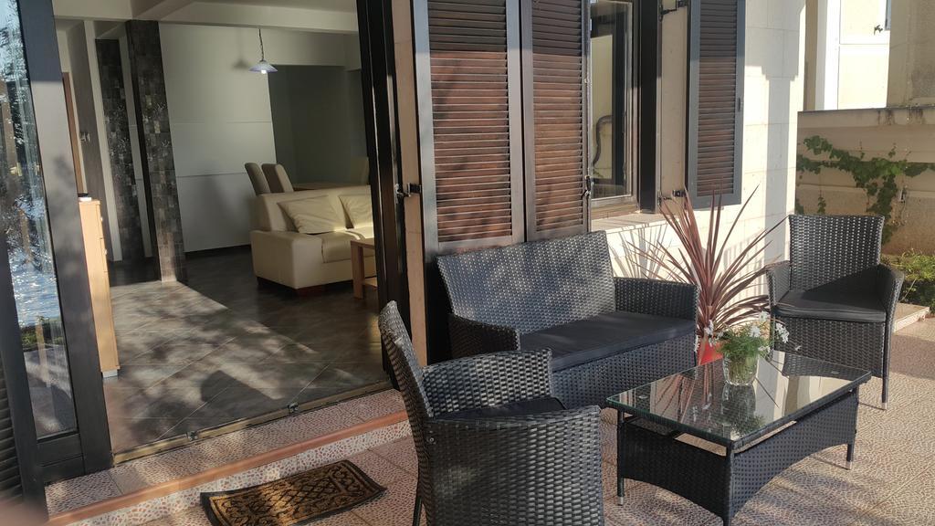 Apartments Zezelj Свети-Стефан Экстерьер фото