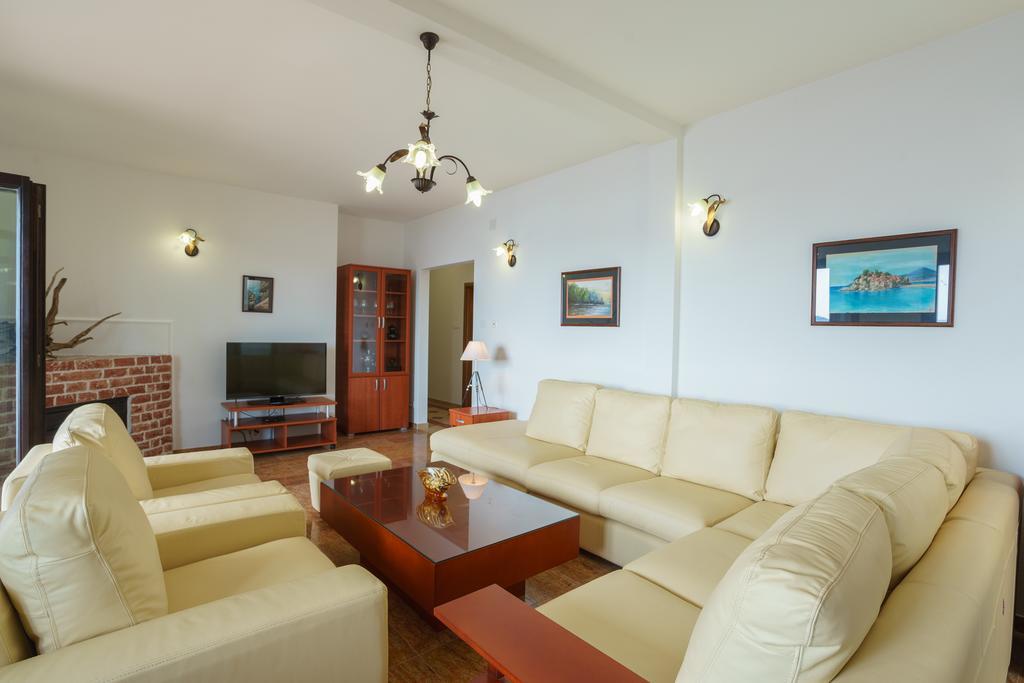Apartments Zezelj Свети-Стефан Экстерьер фото