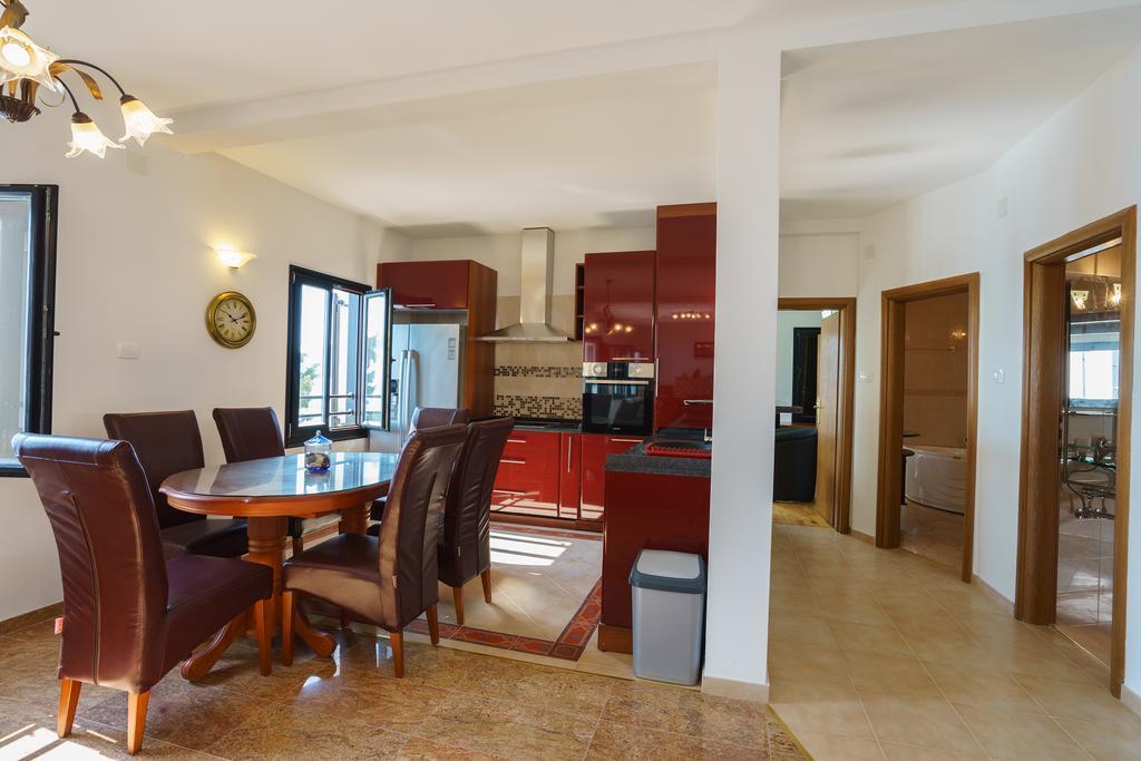 Apartments Zezelj Свети-Стефан Экстерьер фото