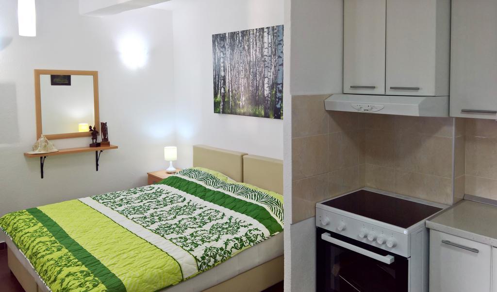 Apartments Zezelj Свети-Стефан Экстерьер фото