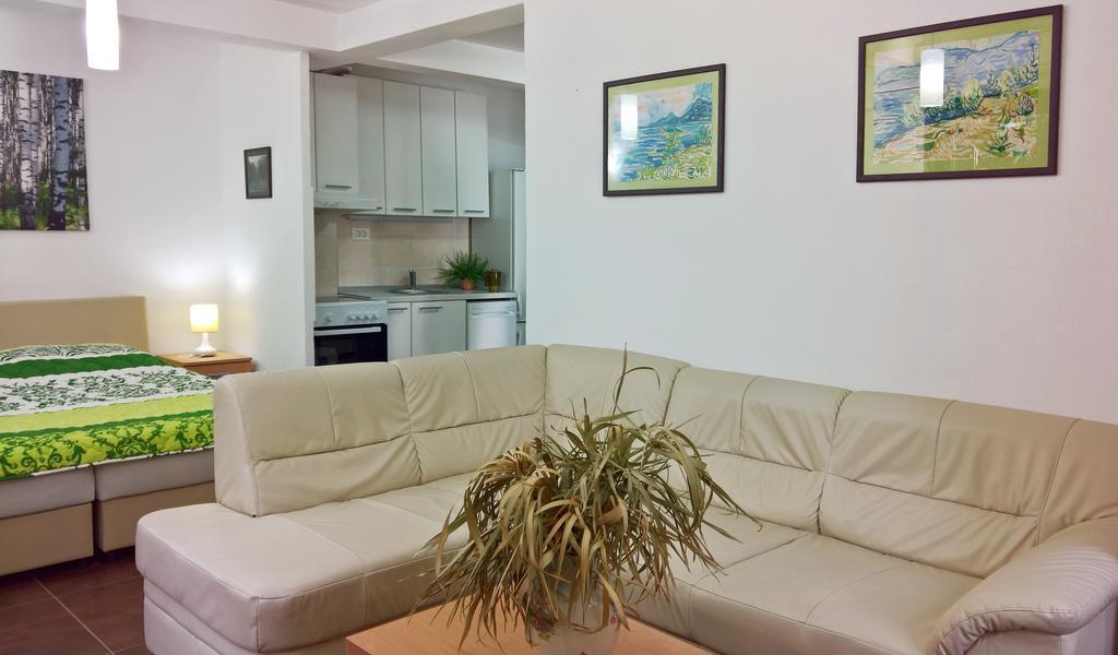 Apartments Zezelj Свети-Стефан Экстерьер фото