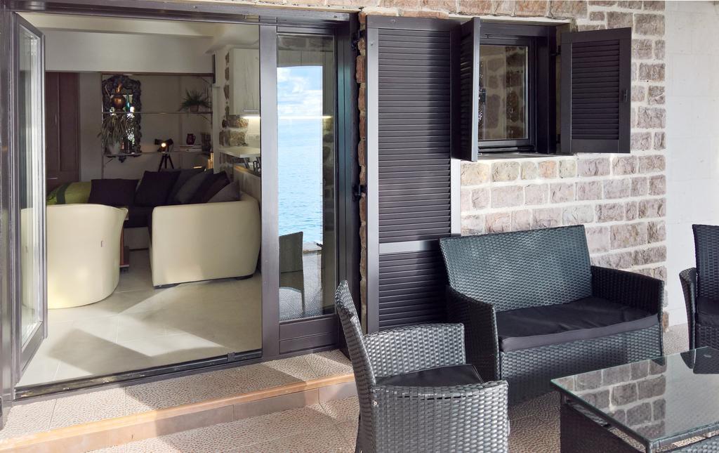 Apartments Zezelj Свети-Стефан Экстерьер фото